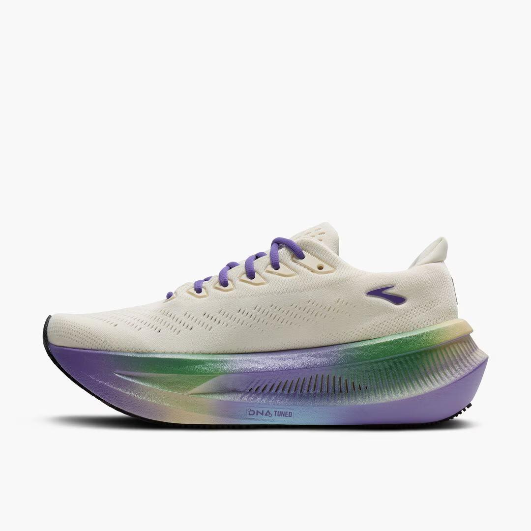 Women's Glycerin Max 2 Running Shoes - Image 5
