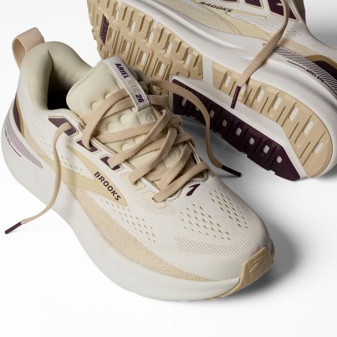 Women's Ariel GTS 26 Running Shoes - Image 2