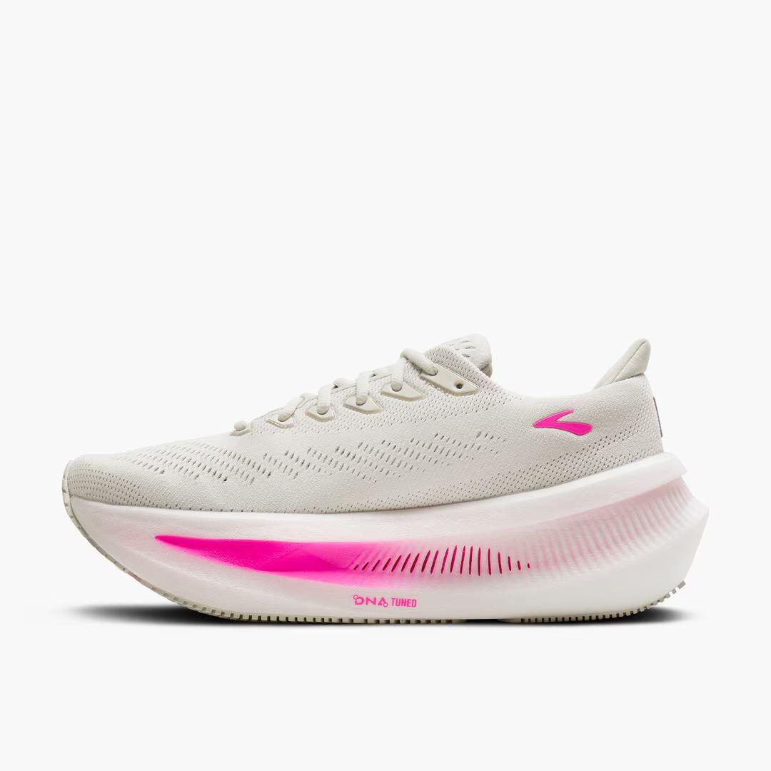 Women's Glycerin Max 2 Running Shoes - Image 5