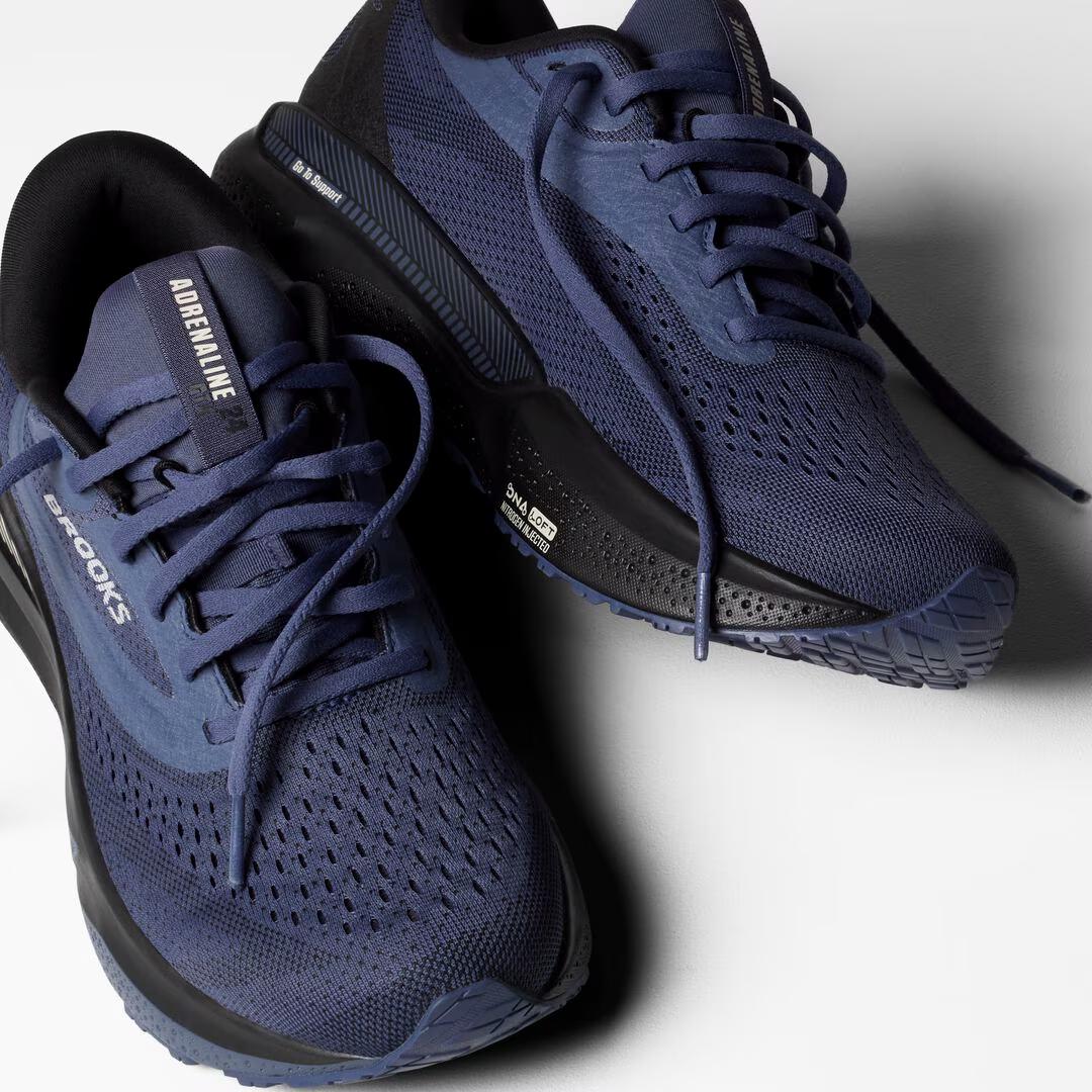Women's Adrenaline GTS 24 GTX Running Shoes - Image 2