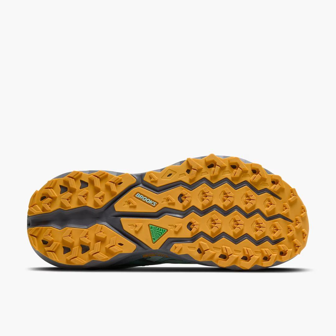 Women's Cascadia 19 Trail Running Shoes - Image 7