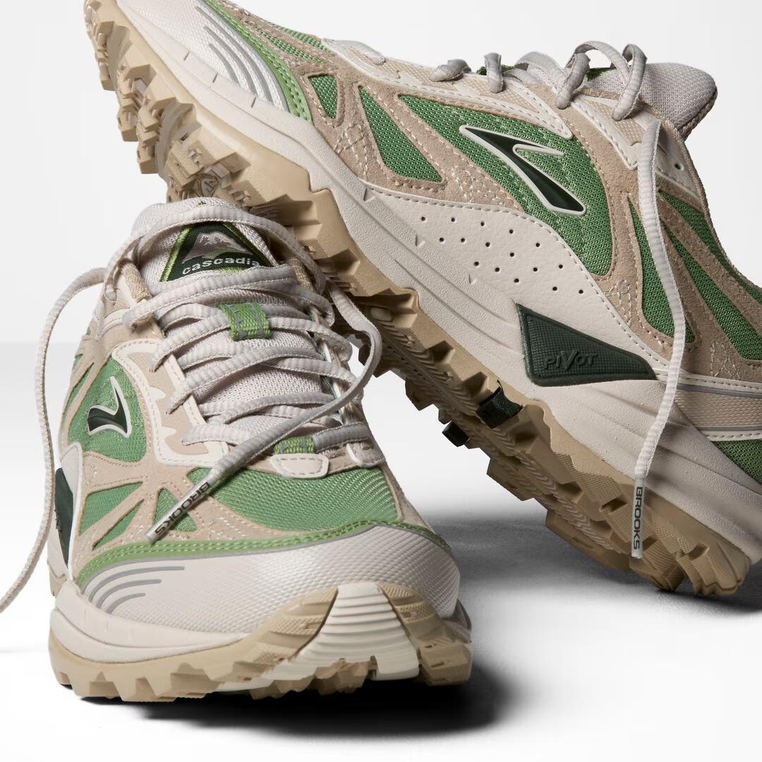 Unisex Cascadia 1 - Image 2