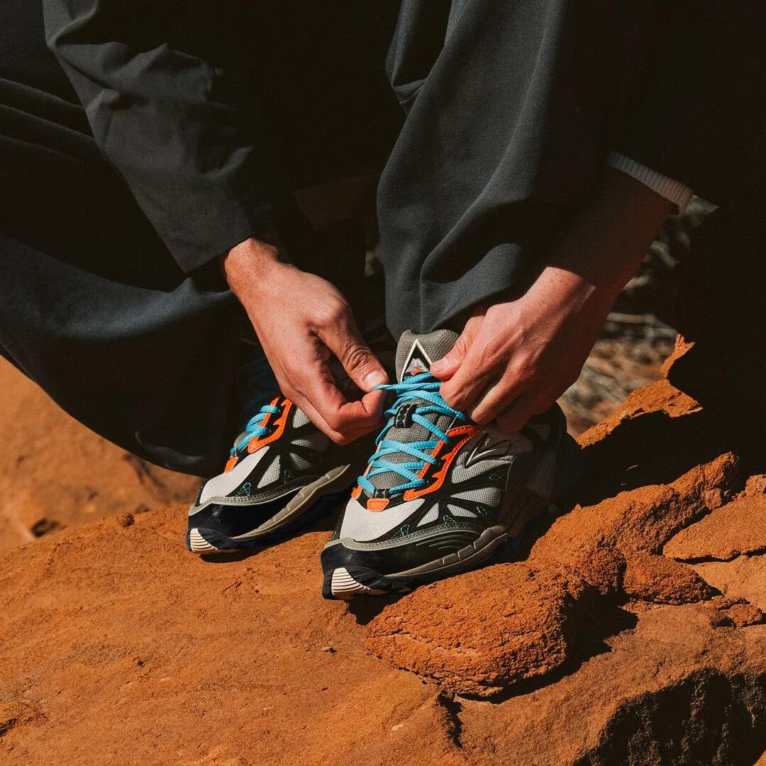 Women's Cascadia 1 - Image 6