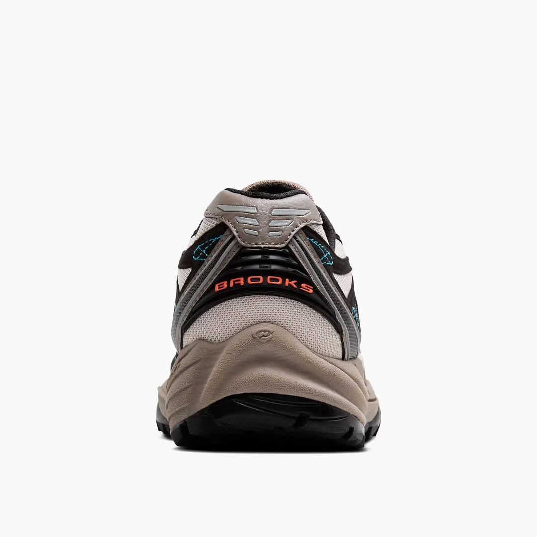 Women's Cascadia 1 - Image 7