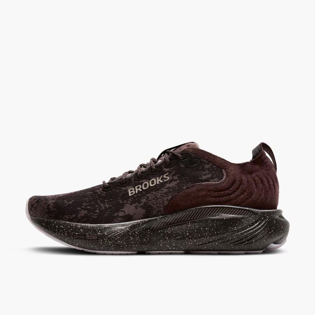 Women's Adrenaline GTS 25 Running Shoes - Image 5