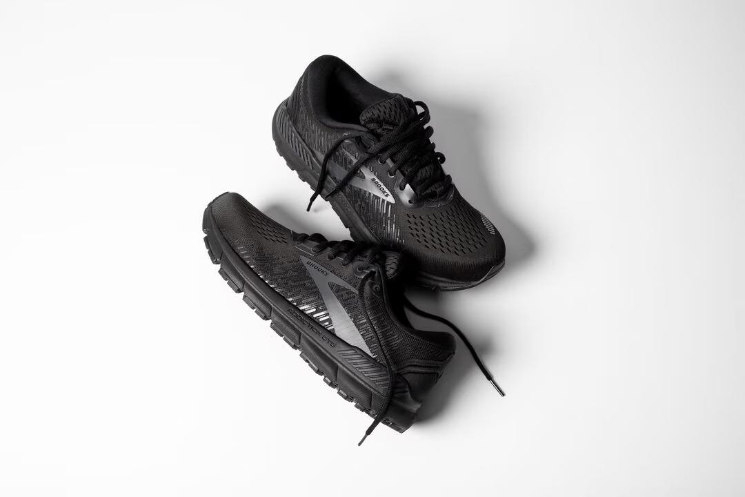 Brooks Addiction 15 - Men's Running Shoes - Image 2