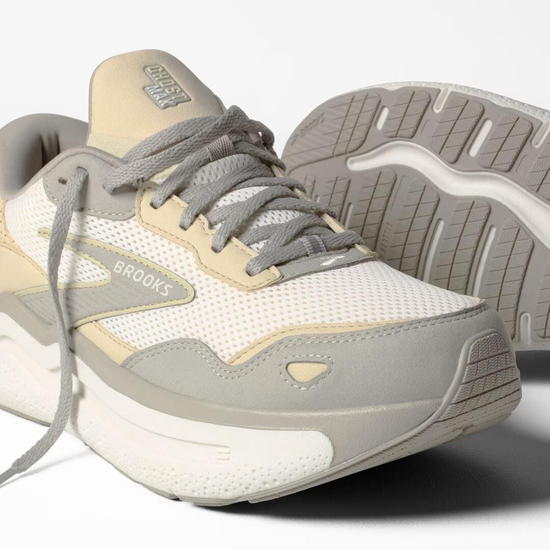 Men's Ghost Max SE | Suede Running Shoes - Image 2