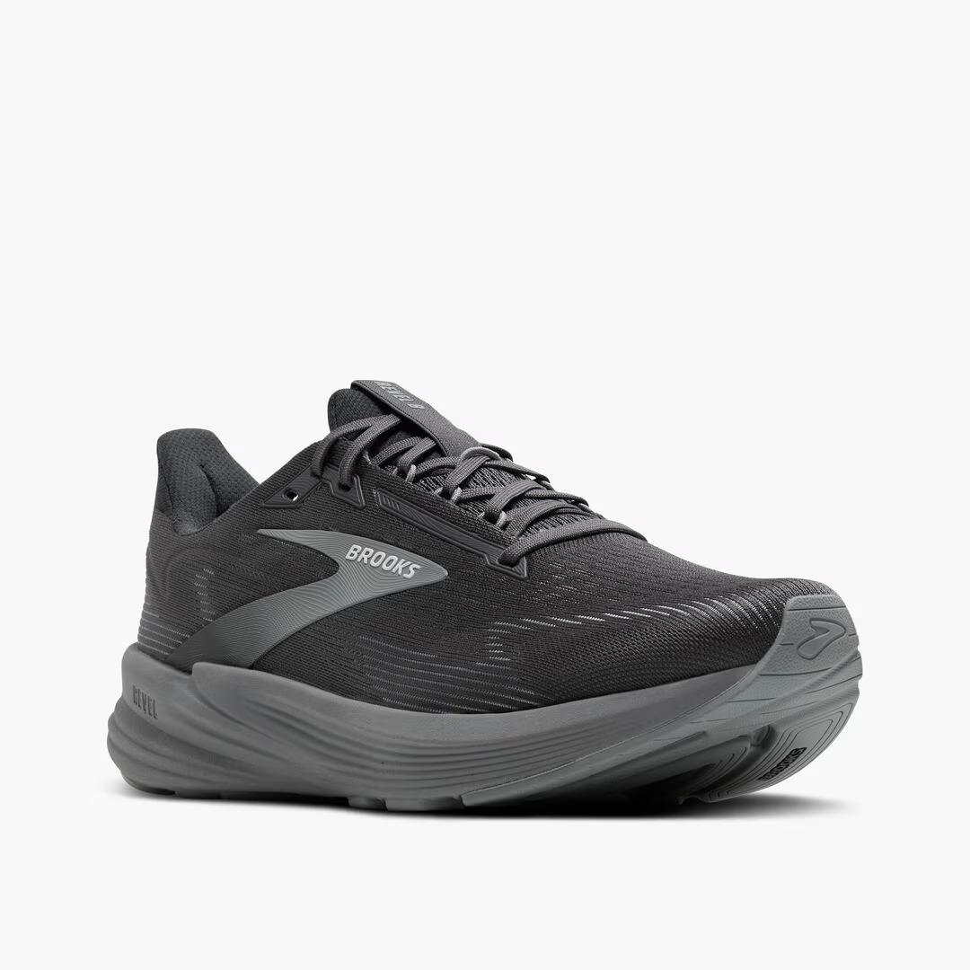 Men's Revel 8 - Image 3
