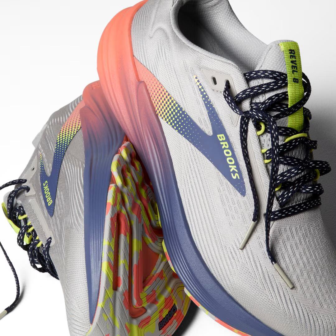 Men's Revel 8 - Image 2