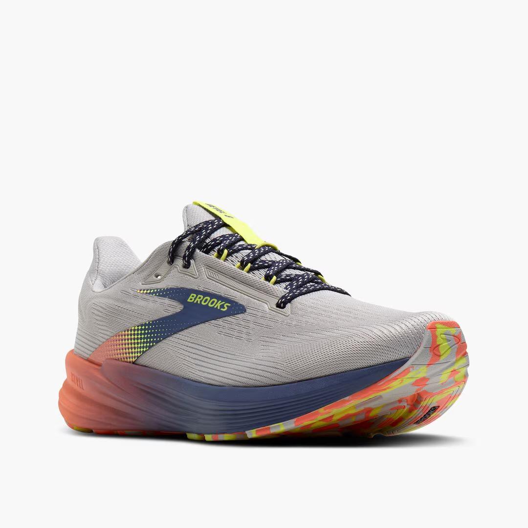 Men's Revel 8 - Image 3